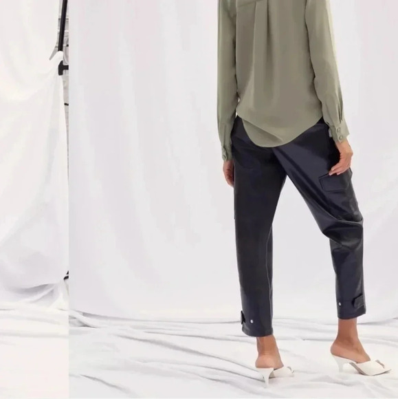 Wilfred Modern Cargo vegan leather Pant - Picture 9 of 13